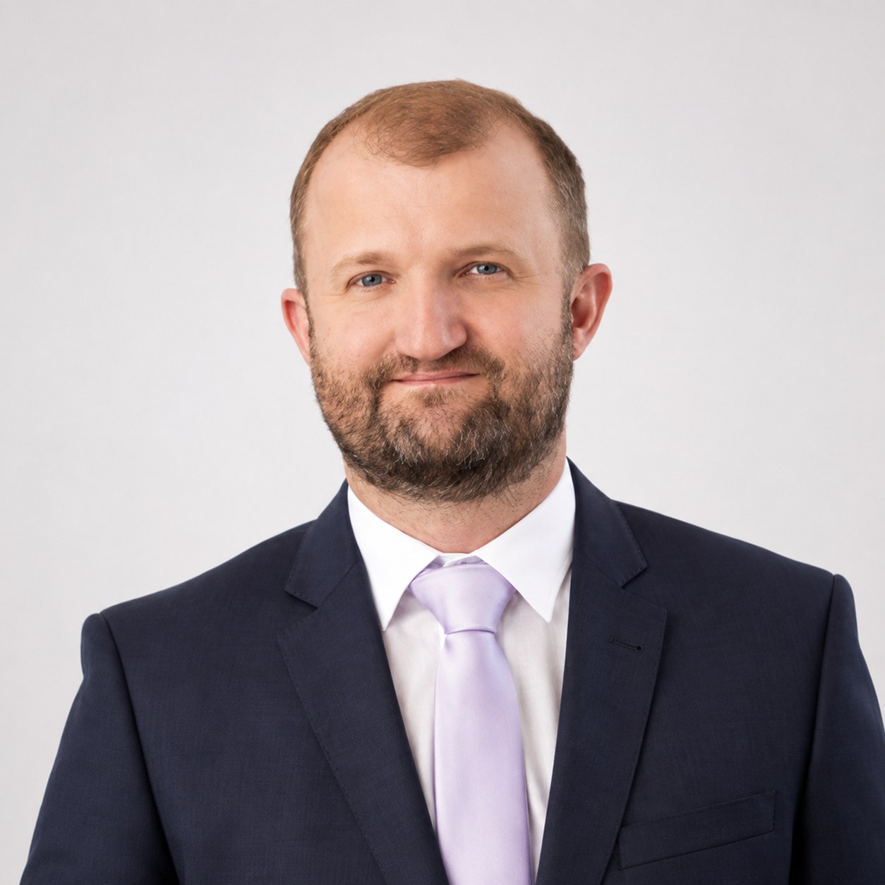 Dr Keiran Dempster-Rivett, specialist gynaecologist working at Ormiston Hospital